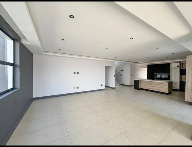 4 BEDROOM HOUSE FOR SALE IN FOUNTAINBROOK ESTATE